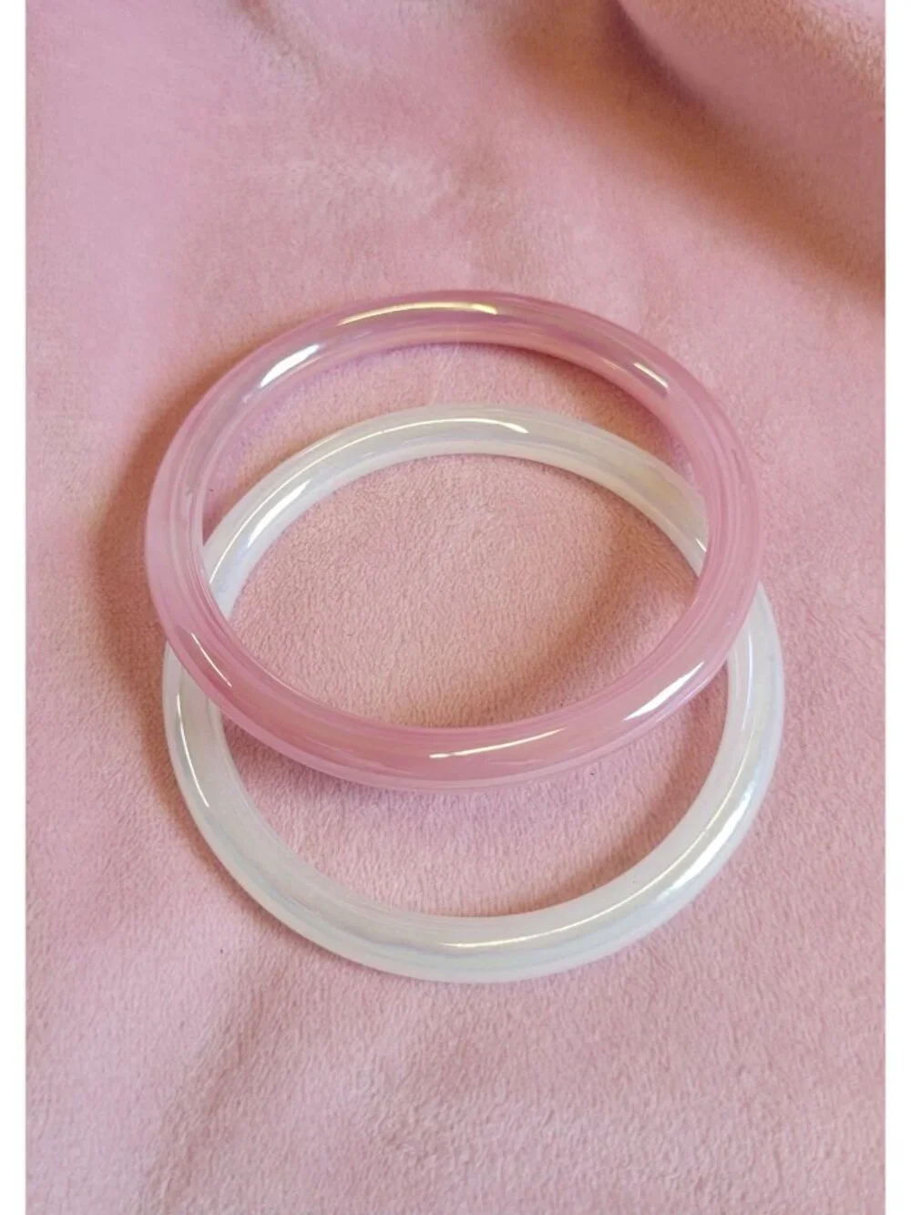 Vintage glass? Pink and white bangle bracelets B1A